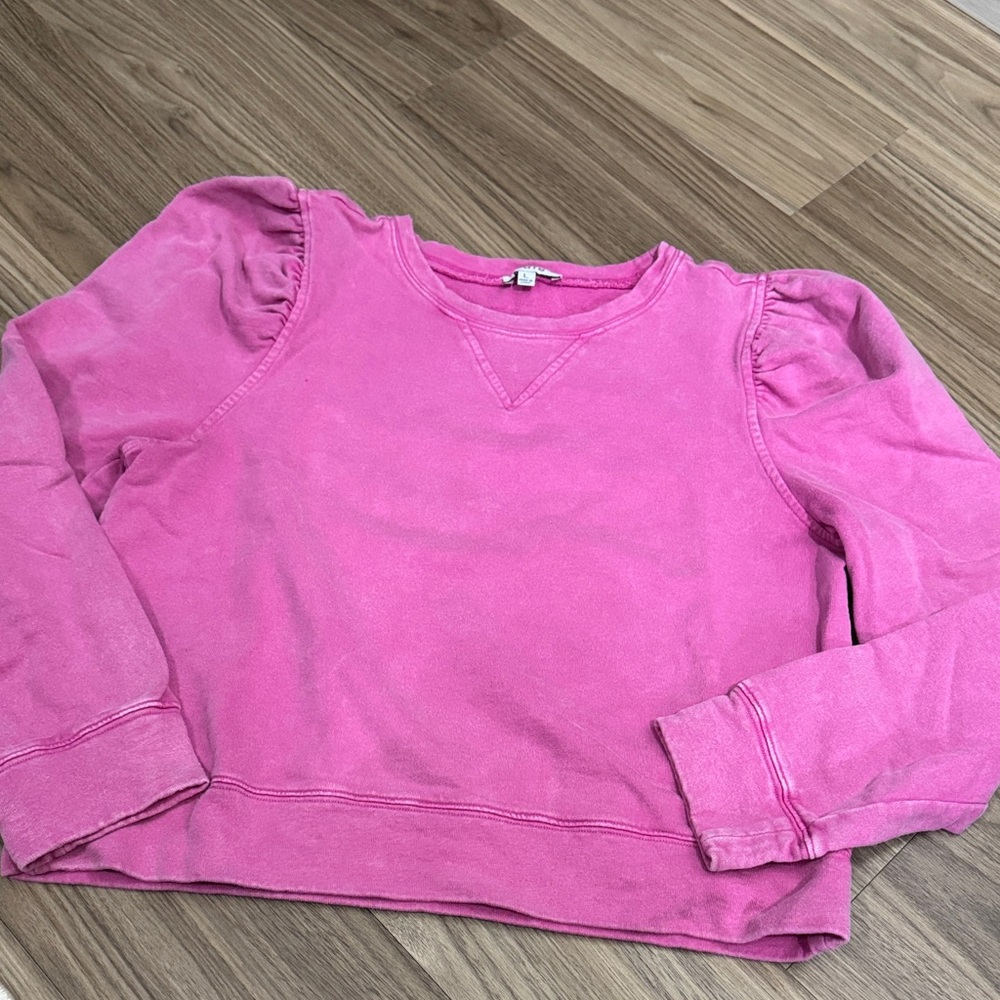 Fate Vibrant Pink sweatshirt